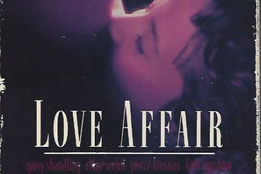 Το Μπουρίνι προβάλλει την ταινία Ένας Μεγάλος Έρωτας