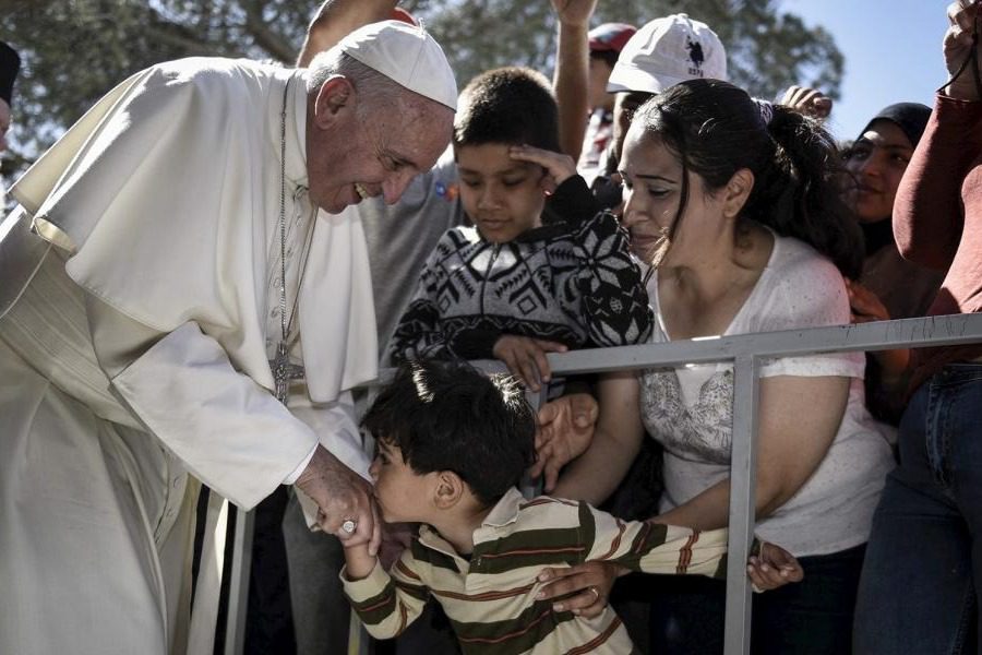 Ο Πάπας της χριστιανικής ελευθερίας και των προσφύγων