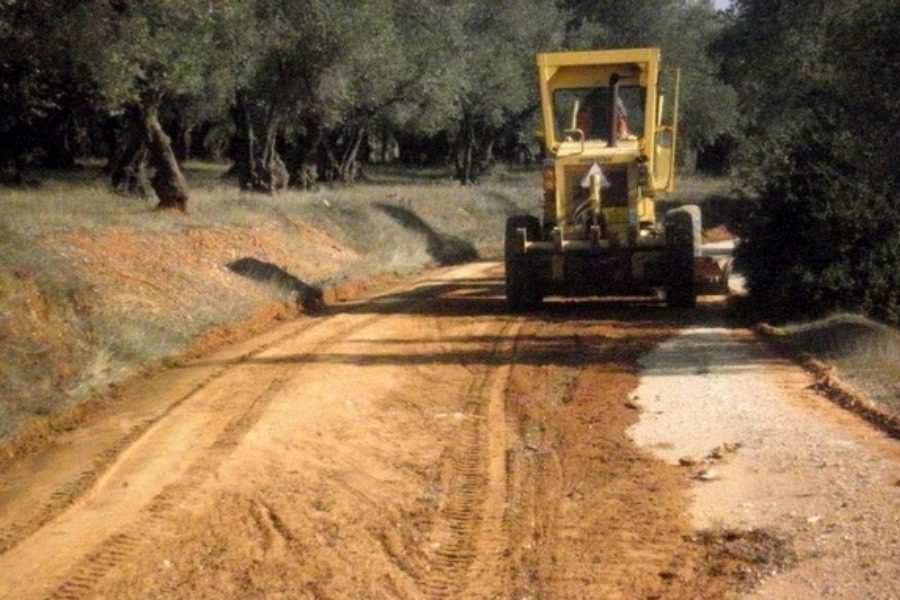 Δημοπρατούνται αγροτικοί δρόμοι στη Δυτική Λέσβο 