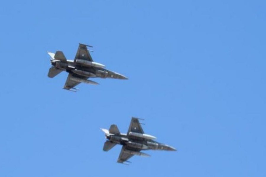 Πτήσεις από F‑16 και εκπαιδευτικές δραστηριότητες