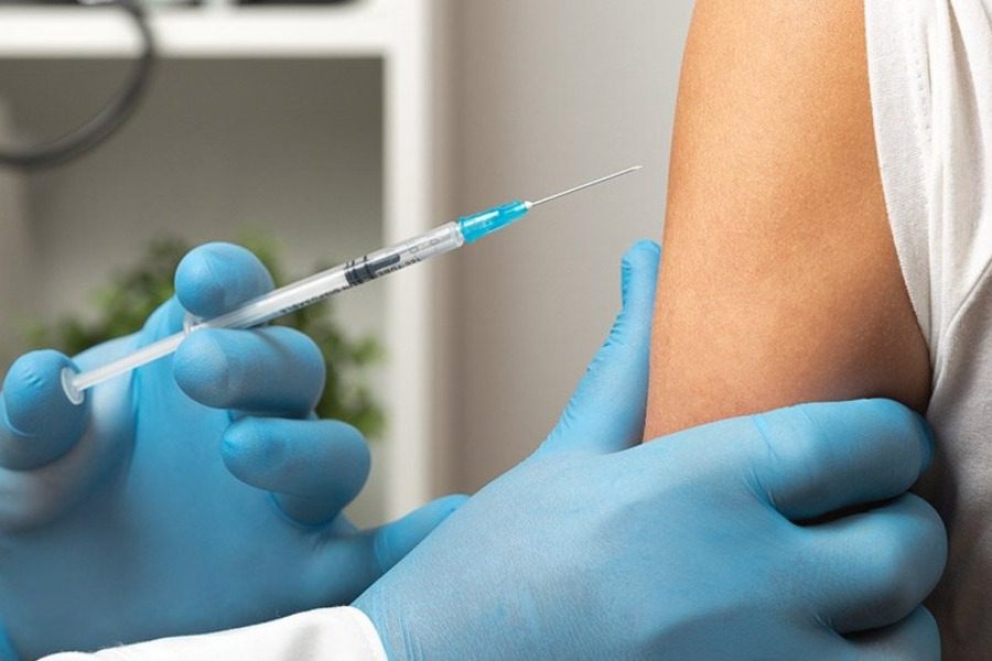 Έρχεται το νέο πρόγραμμα εμβολιασμών Covid