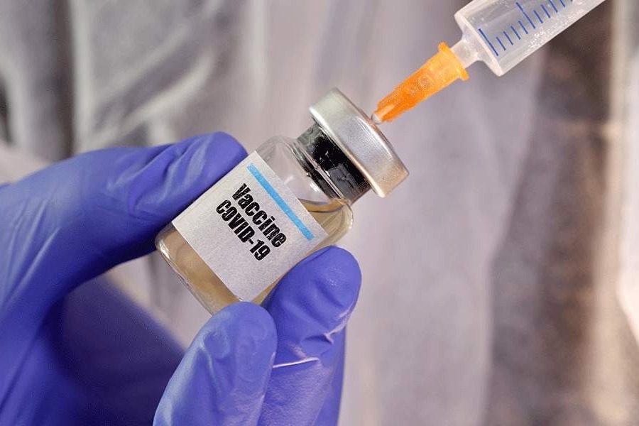 Στη Βρετανία τα πρώτα εμβόλια κατά του κορονοϊού