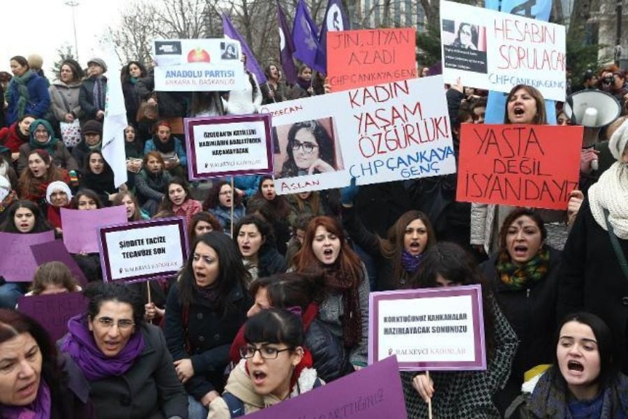 Μια γυναικοκτονία κάθε μέρα στην Τουρκία