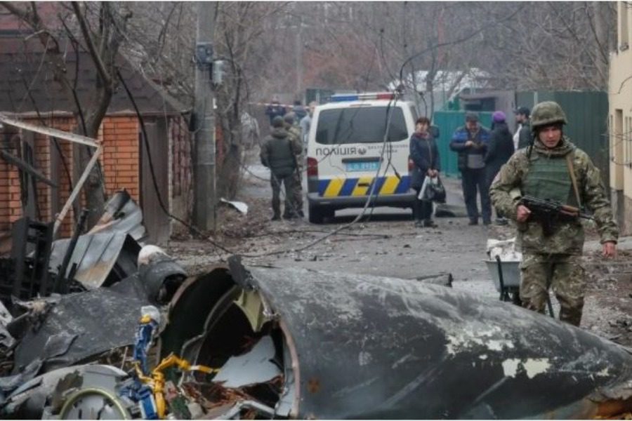 Mε σκληρές οδομαχίες μέσα στο Κίεβο ξημέρωσε η τρίτη ημέρα του πολέμου στην Ουκρανία