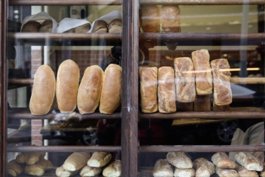 Η ακρίβεια «σκοτώνει» τα μικρά αρτοποιεία 