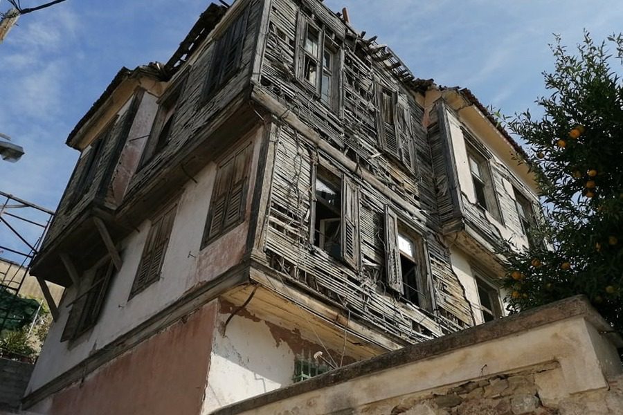«Να σωθεί το αρχοντικό Βοστάνη στην Κουλμπάρα»