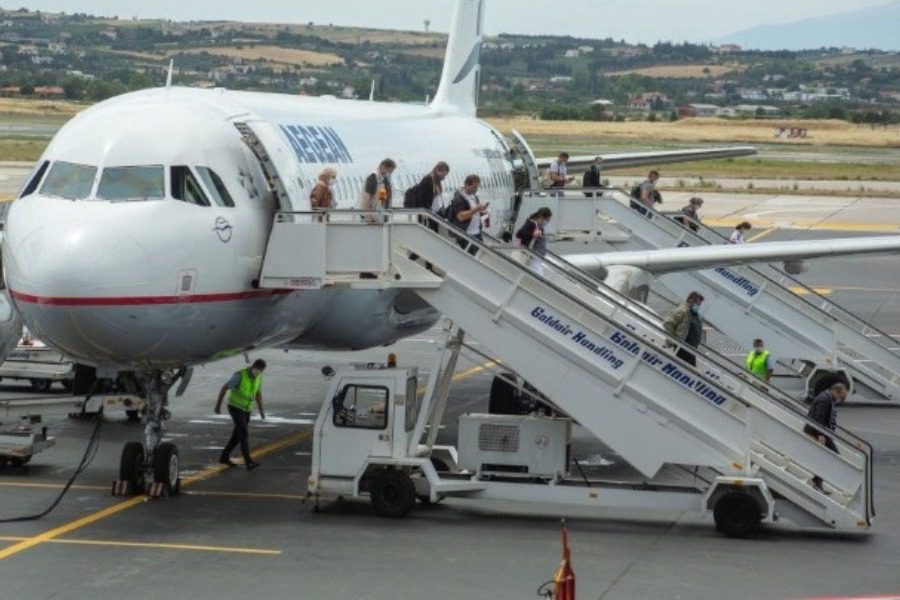 Ανοιξαν τα αεροδρόμια της Ελλάδας για απευθείας πτήσεις από τη Βρετανία