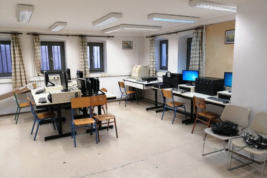 Δωρεά 12 υπολογιστών στο 6ο Γυμνάσιο Μυτιλήνης