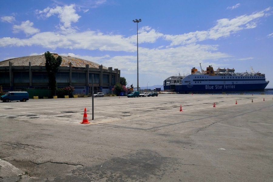 Περισσότερες δωρεάν θέσεις παρκαρίσματος στο λιμάνι της Μυτιλήνης