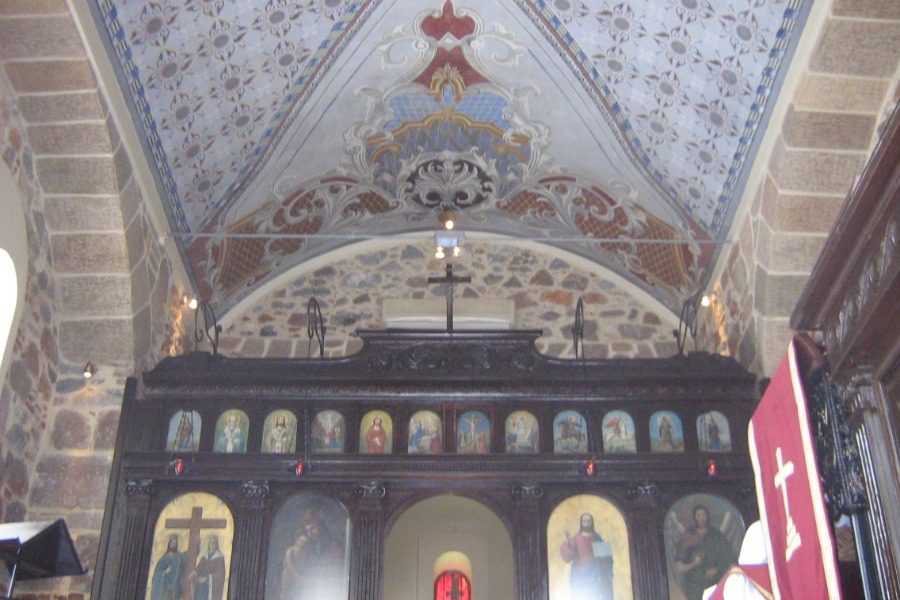 Γιορτάζει το παρεκκλήσι των Αγίων Κωνσταντίνου και Ελένης στη Μυτιλήνη 