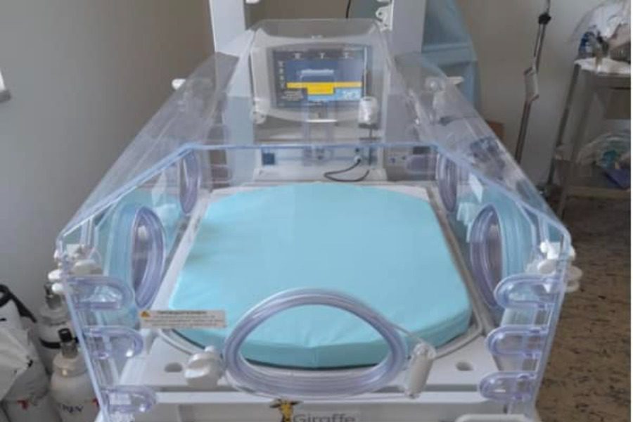 Θερμοκοιτίδα τελευταίας τεχνολογίας προμηθεύτηκε το Νοσοκομείο Μυτιλήνης