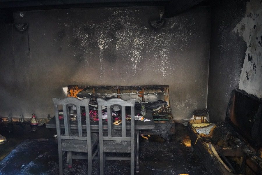 Κάηκε το σπίτι οικογένειας με μικρά παιδιά στη Μυτιλήνη 