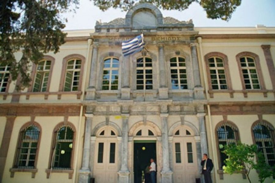 Eφτά θέσεις δικαστικών επιμελητών στη Μυτιλήνη