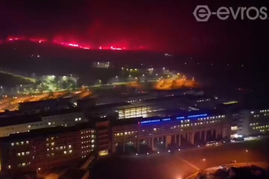 Εκτός ελέγχου η φωτιά στην Αλεξανδρούπολη: Εκκενώθηκε το νοσοκομείο