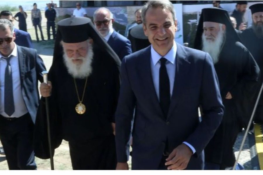 «Χριστιανόμετρο δεν υπάρχει ‑ Δεν κάνουμε ό,τι πει ο Βελόπουλος ή άλλος πολιτικός»
