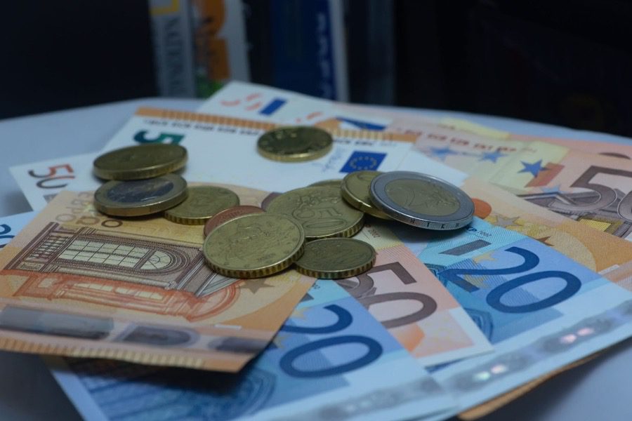 Επτά στους δέκα αυτοαπασχολούμενους δηλώνουν εισοδήματα χαμηλότερα από 780 ευρώ τον μήνα