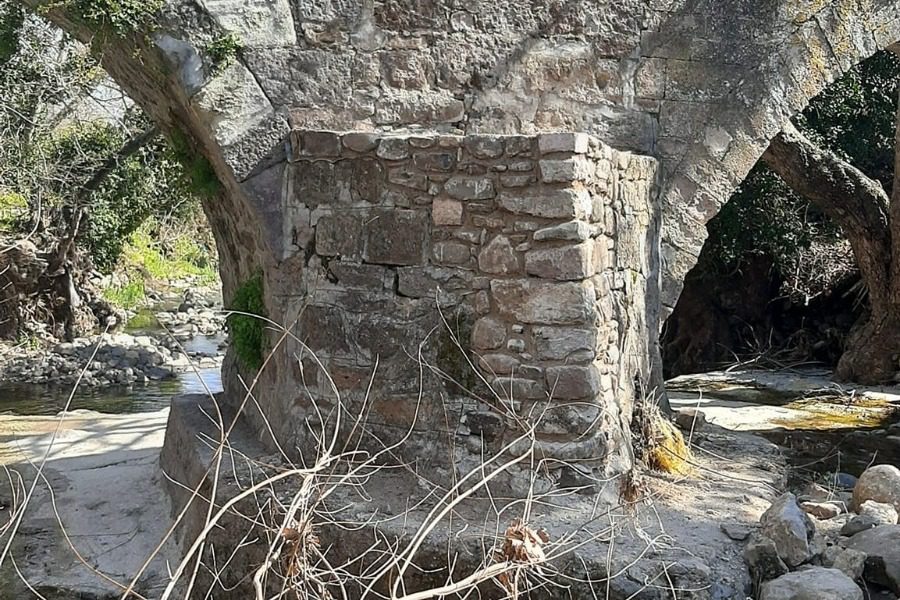 Αποκαταστάθηκαν οι ζημιές στο γεφύρι των Παρακοίλων