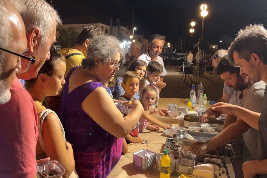 Γιορτή οστράκων στη Σκάλα Πολιχνίτου, με άρωμα θάλασσας και λαϊκό γλέντι 