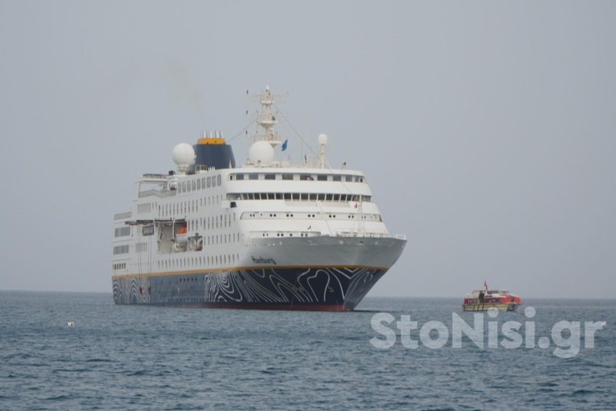 Παρόν με 331 τουρίστες το πρώτο κρουαζιερόπλοιο στη Μυτιλήνη