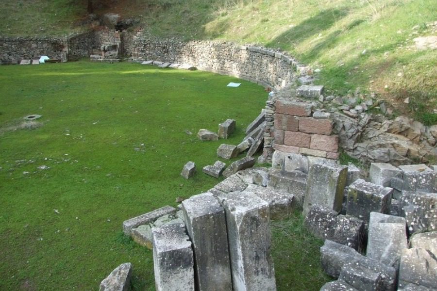 Τρείς θέσεις στην Εφορεία Αρχαιοτήτων Λέσβου